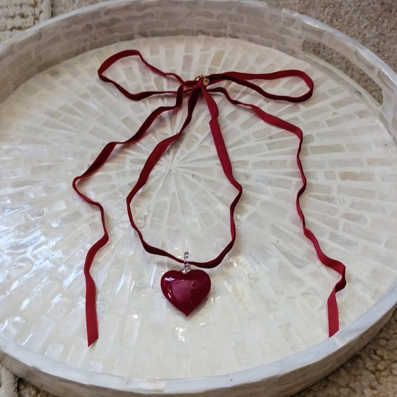 Red Heart Pendant Necklace - Red Velvet - Picture 7 of 14
